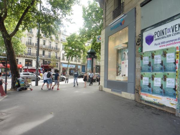 Un lieu de vie arty et végétalisé inédit au cœur de Paris !