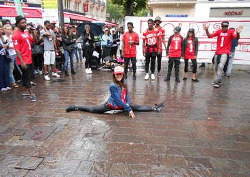 Faites la fête avec LaBoutiqueOfficielle.com et son équipe !