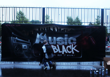 Music is back avec M6 Music Black !
