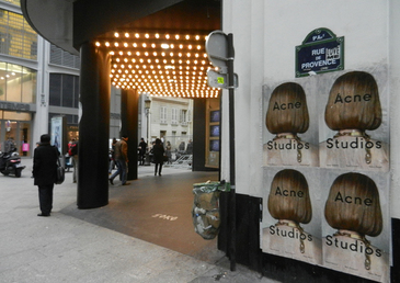 Acne défile à Beaubourg et dans Paris