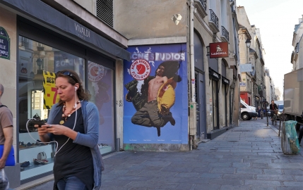 Acne, une campagne en deux vagues