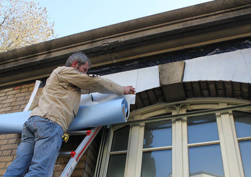 Agnès B et la fondation Abbé Pierre font tomber le mur