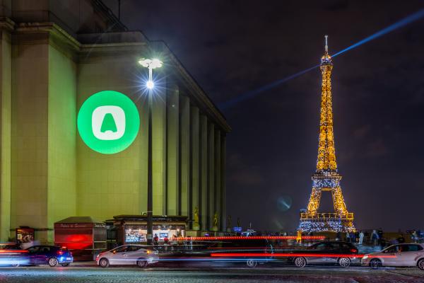 Téléphoner par voix IP par un dispositif longue portée…