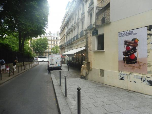 Chez APC, la mode n'est pas accessoire !