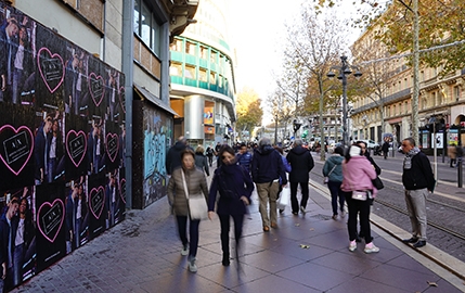 L'opposition d'Armani