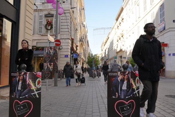 L'opposition d'Armani