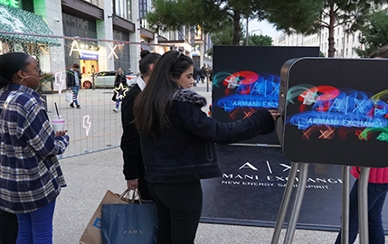 L'opposition d'Armani