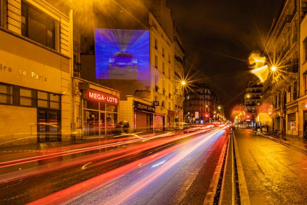 Audi rolls out its new SUV on the walls