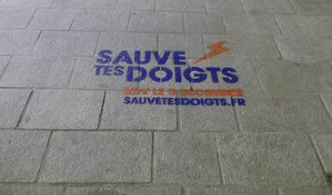 Axa ne prend pas de gants pour sauver tes doigts