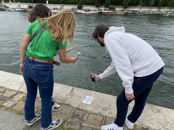 La haute couture n'a pas fini de se réinventer !