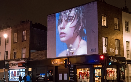 Les capitales de la mode sapées en Balmain