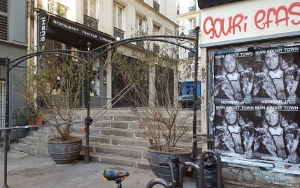 Paris déshabille Neymar grâce à l'affichage sauvage & sexy