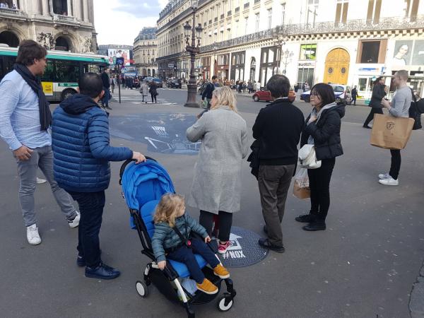 Pour une invitation à descendre les marches