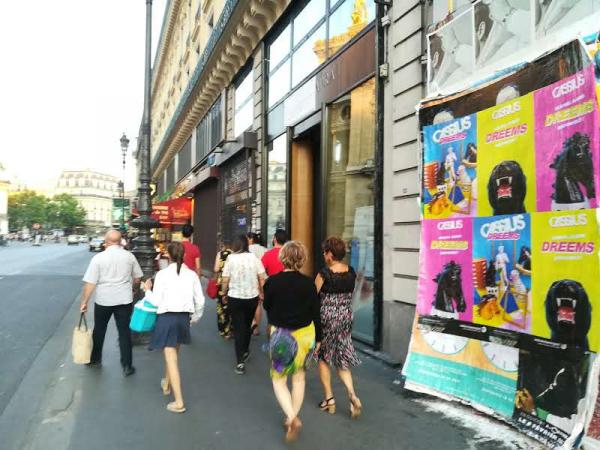 Un hommage en affichage