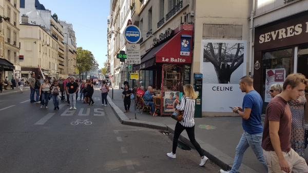 Sortez les tailleurs, le rock est de retour !