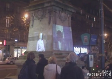 Ouvrez grand l'œil Place Saint Sulpice