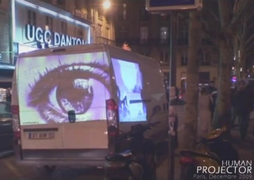 Ouvrez grand l'œil Place Saint Sulpice