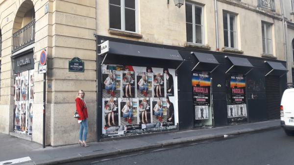 Emma en pleine action pour Cosmoparis