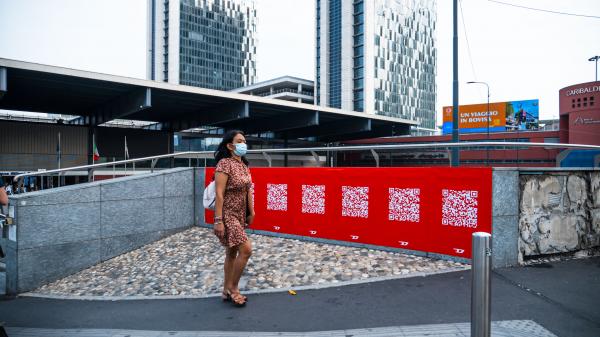 Diesel prend la vague du phygital