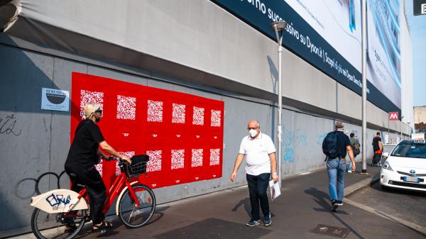 Diesel prend la vague du phygital