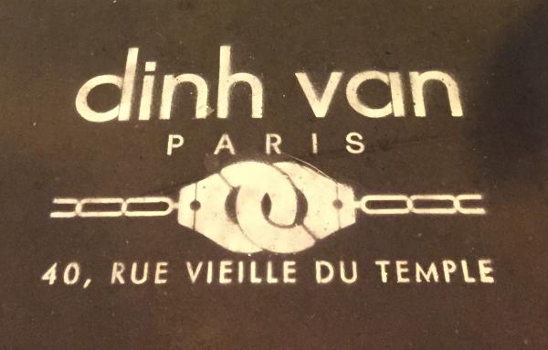 Le Marais s’enjoaille « Dinh-Vanement »