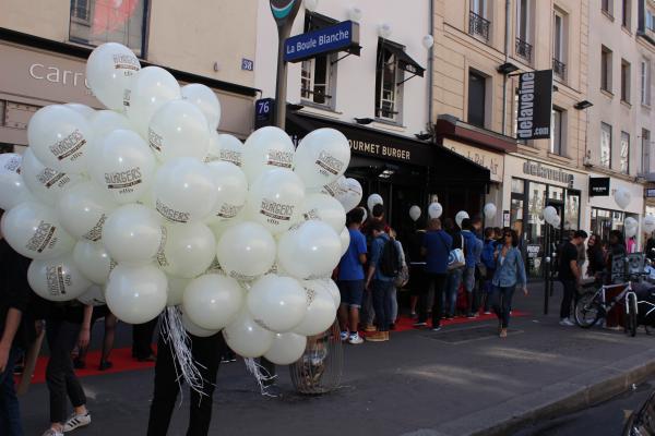Vous aimez les burger ? Ellis Gourmet Burger est là pour vous !