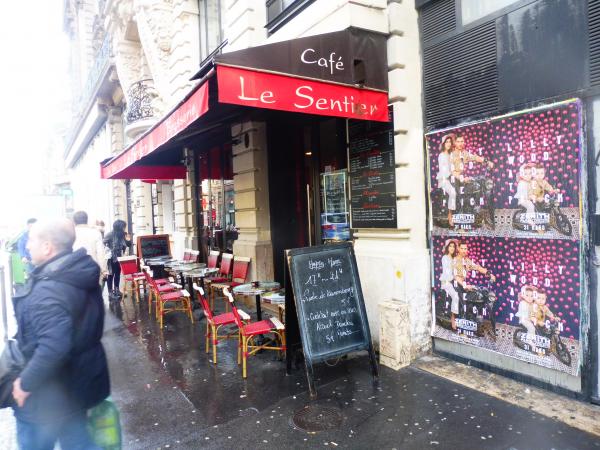 Surfez avec Evian à Baby Bay