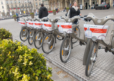 Givenchy tout simplement