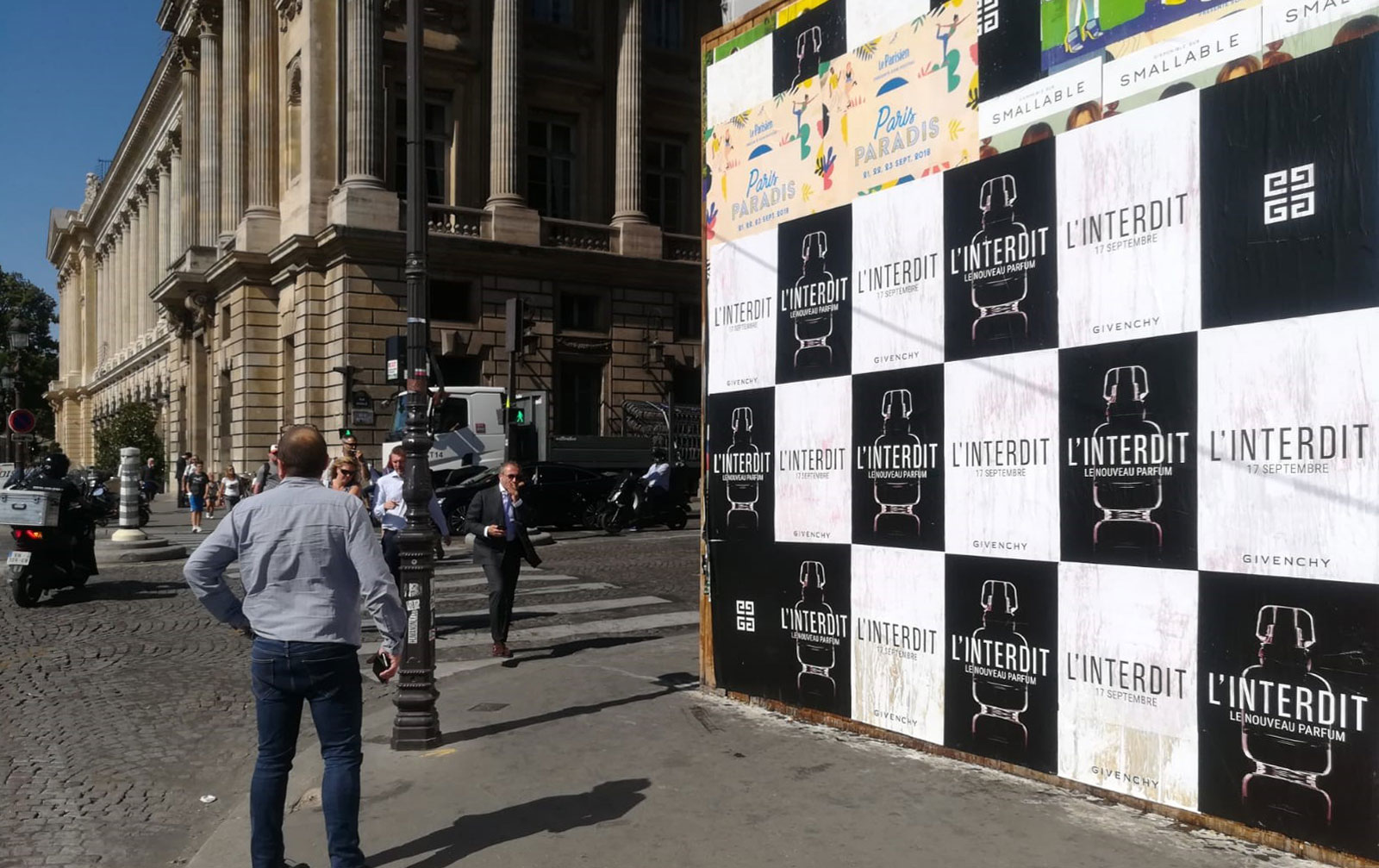 L'Interdit couvre les rues