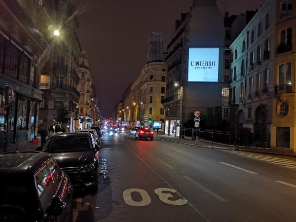 L'Interdit couvre les rues