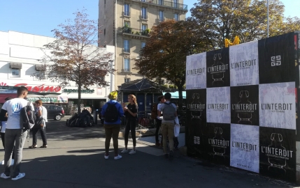 L'Interdit couvre les rues