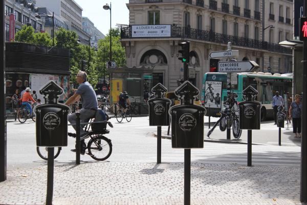 La bikeuse Petite Robe Noire
