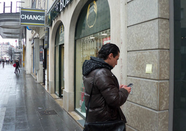 Louise Wimmer 's mobile phone number! 