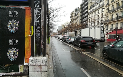 The YD fait vibrer les cœurs avec un visuel à l'image du groupe pop-électro !