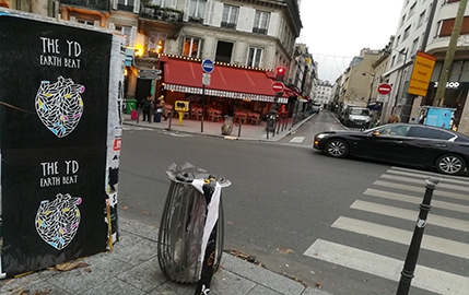 The YD fait vibrer les cœurs avec un visuel à l'image du groupe pop-électro !