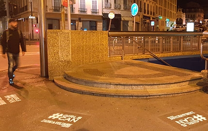 Les femmes peuvent faire tout ce qu'elles veulent avec Zadig & Voltaire !