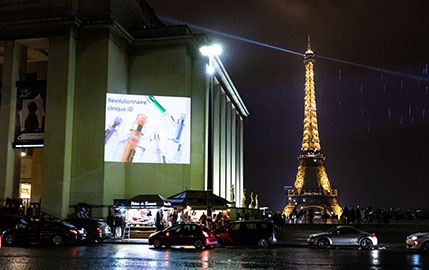 Une projection qui hydrate Paris