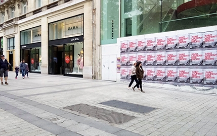 Saint Laurent Rive Droite lance son nouveau concept store rue Saint-Honoré