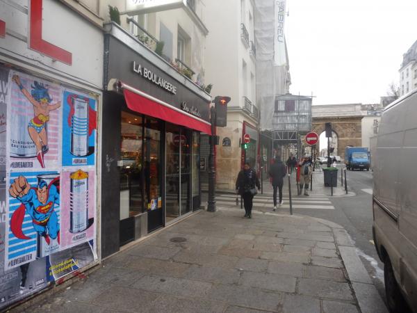 Les pouvoirs de Superman & Wonder Woman s'emparent de Jean-Paul Gaultier