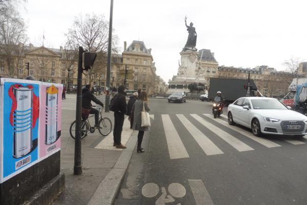 Les pouvoirs de Superman & Wonder Woman s'emparent de Jean-Paul Gaultier