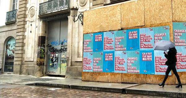 Like a genius, let KissKissBank change your life!