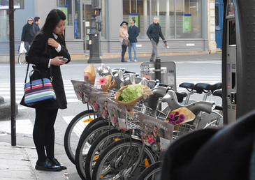 La Joie des Fleurs nous fait la cours dans la rue !