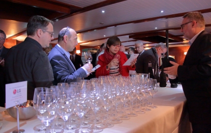 LG tournée œnologique au fil de l'eau 