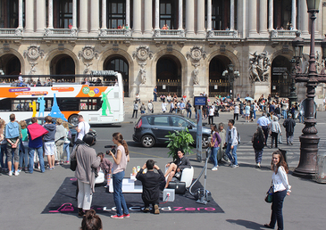 Un aspirateur à public