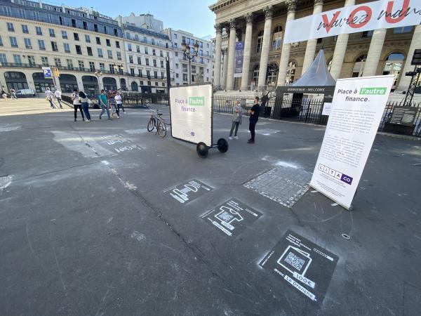 Make way for other finance... on the Place de la Bourse