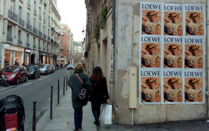 Josh O‘Connor prend la pose en compagnie de “Madame Bovary” 
