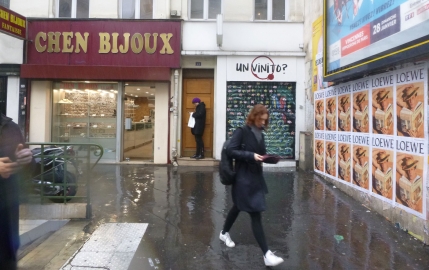 Josh O‘Connor prend la pose en compagnie de “Madame Bovary” 