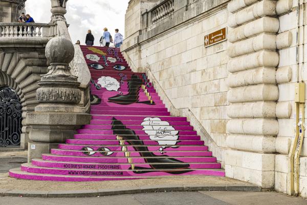 Chausser les plus grandes stars et habiller les plus beaux monuments