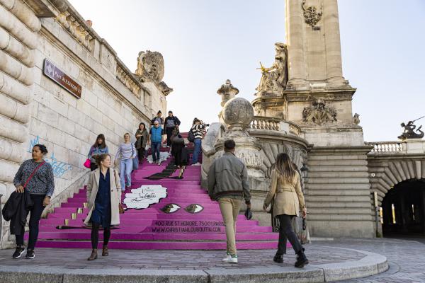 Chausser les plus grandes stars et habiller les plus beaux monuments