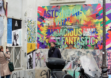 Mix the colors of your life with MAC!